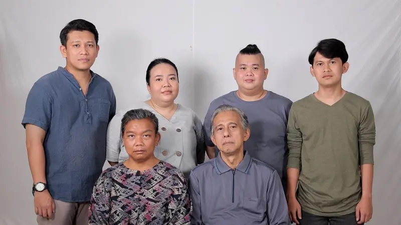 Wakili Indonesia di Piala Oscar, Ini 6 Potret Kompak Pemain Film Ngeri-Ngeri Sedap