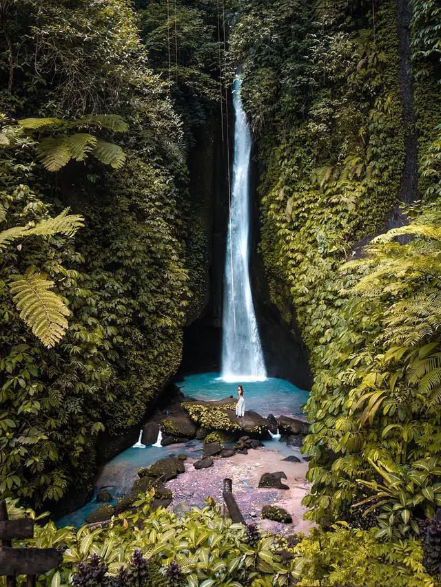 Air Terjun Leke-Leke. (dok, Instagram @indtravel/https://www.instagram.com/p/ByFyqRYA42D//Adhita Diansyavira)