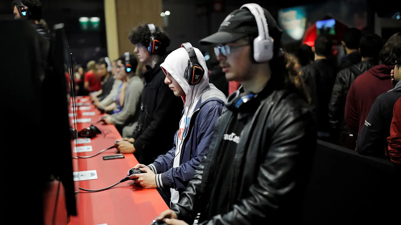 20161027-Paris-Games-Week-Prancis-Reuters