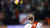 Jordi Amat ketika membela Rayo Vallecano. (AFP/BENJAMIN CREMEL).