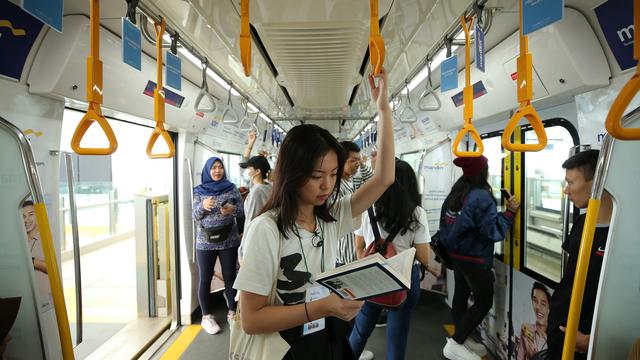 Kampanye KeREADta Sukses Digelar di MRT Jakarta