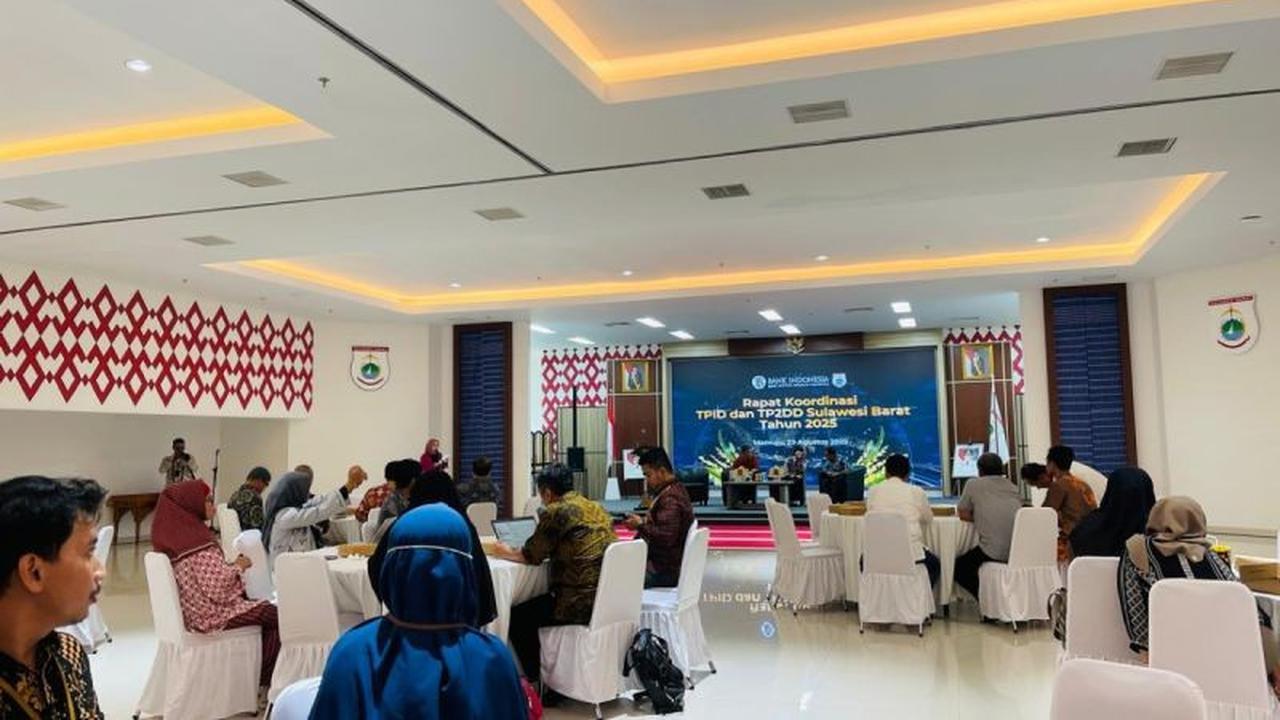 Trivia: Sulbar Perkuat Literasi Digital Berbasis Budaya Lokal, Dorong QRIS dan Mobile Banking Pembayaran Pajak
