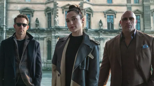 Red Notice. (Netflix)