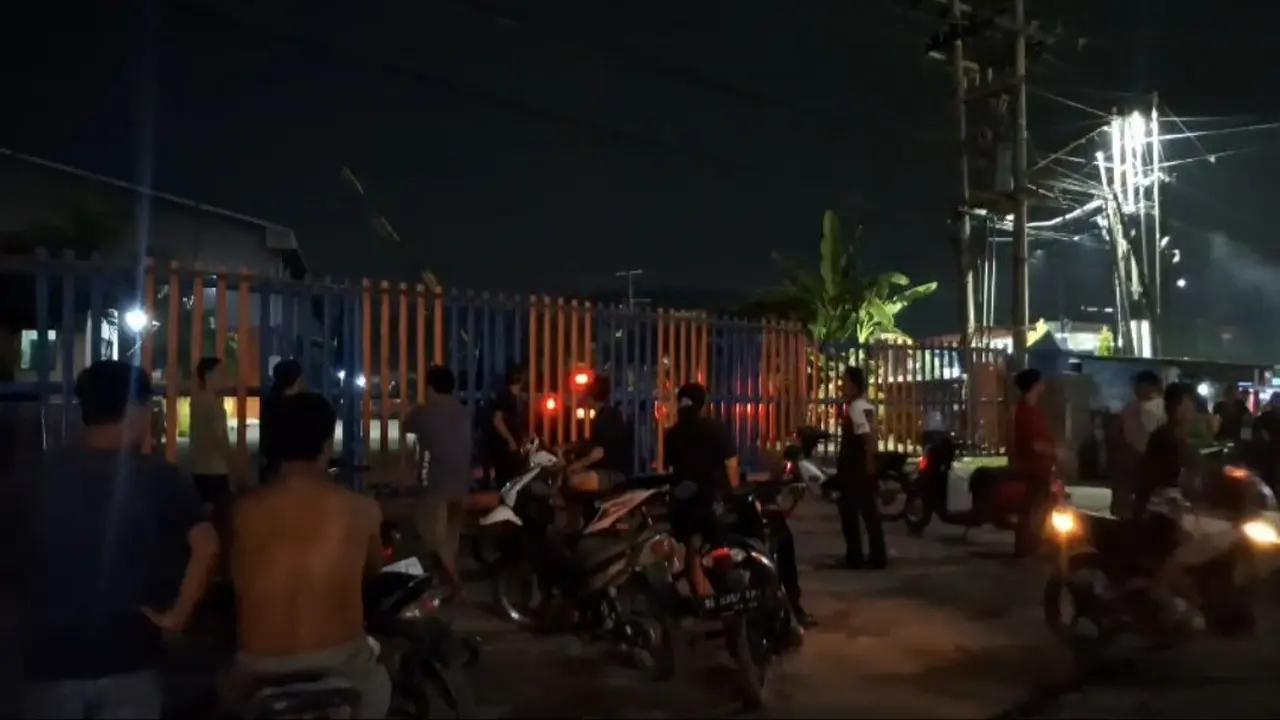 Lokasi pembunuhan wanita di kompleks pergudangan