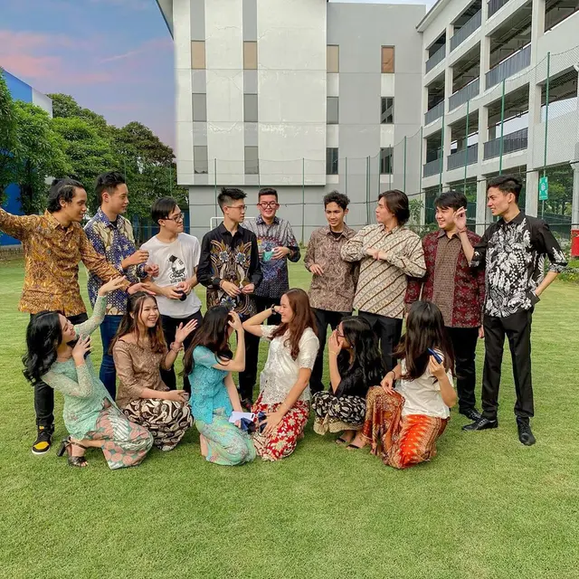 7 Potret Kelulusan Yoriko Angeline, Dapat Beasiswa Sejak SD Hingga Lulus SMA