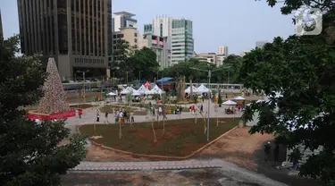 Suasana bekas area park and ride di kawasan Jalan MH Thamrin 10, Jakarta, Sabtu (21/12/2019). Lokasi yang dulunya lahan parkir beragam kendaraan bermotor akan dialihfungsikan menjadi kawasan kegiatan kuliner yang diharapkan bisa menggerakkan perekonomian. (Liputan6.com/Helmi Fithriansyah)