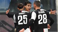 Striker Juventus, Cristiano Ronaldo, melakukan selebrasi usai membobol gawang Sampdoria pada laga Serie A 2019 di Stadion Luigi Ferraris, Rabu (18/12). Juventus menang 2-1 atas Sampdoria. (AP/Luca Zennaro)