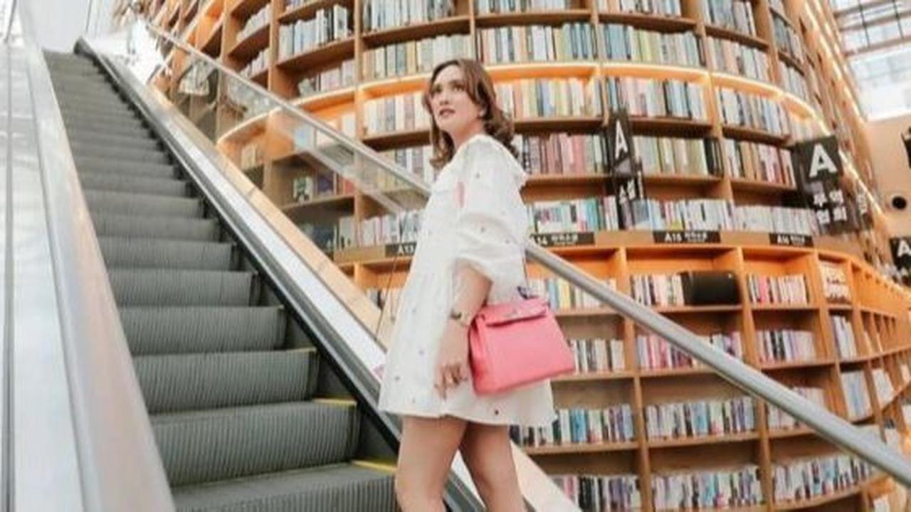 Gayanya Selalu Elegan, 8 Foto Shandy Aulia Lanjut Liburan ke Korea Sepulang dari Dubai