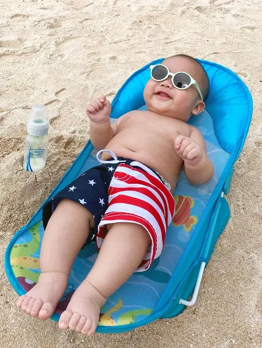 (Instagram/keeneatharrazka)