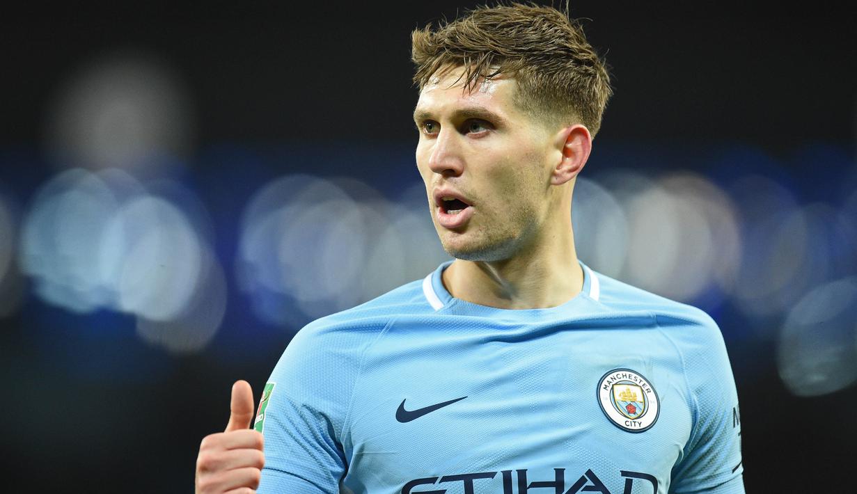 Bek - John Stones (Inggris) pindah dari Everton ke Manchester City dengan harga 47,5  juta poundsterling. (AFP/Oli Scarff)