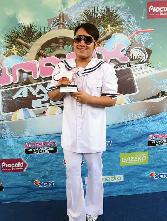 'Ya kan teman baik dulu, kalau langsung kan nanti ngejebros lagi,' pungkas Nassar. (Wimbarsana Kewas/Bintang.com)