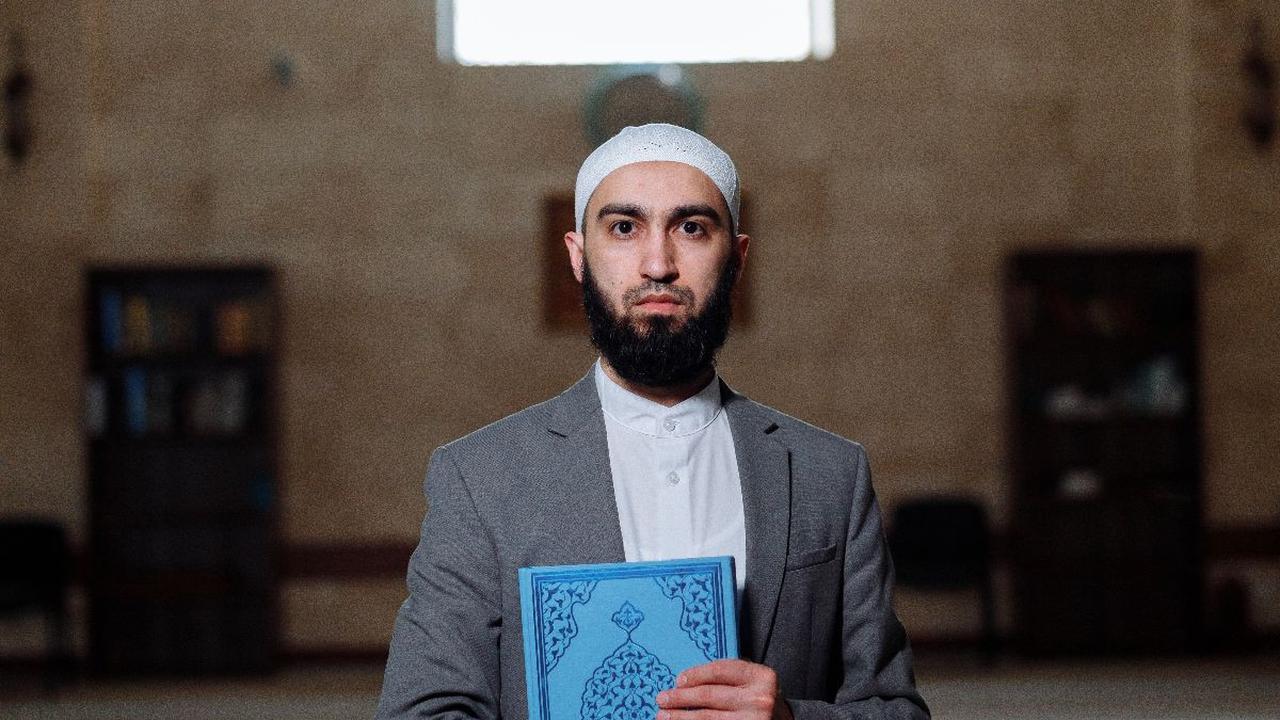 5. Khotbah Setelah Sholat<br> <br>Khotbah dapat dilakukan setelah menyelesaikan shalat. Sebelum khotbah pertama, khatib membaca istighfar 9 kali. Khotbah kedua, khatib membaca istighfar 7 kali.