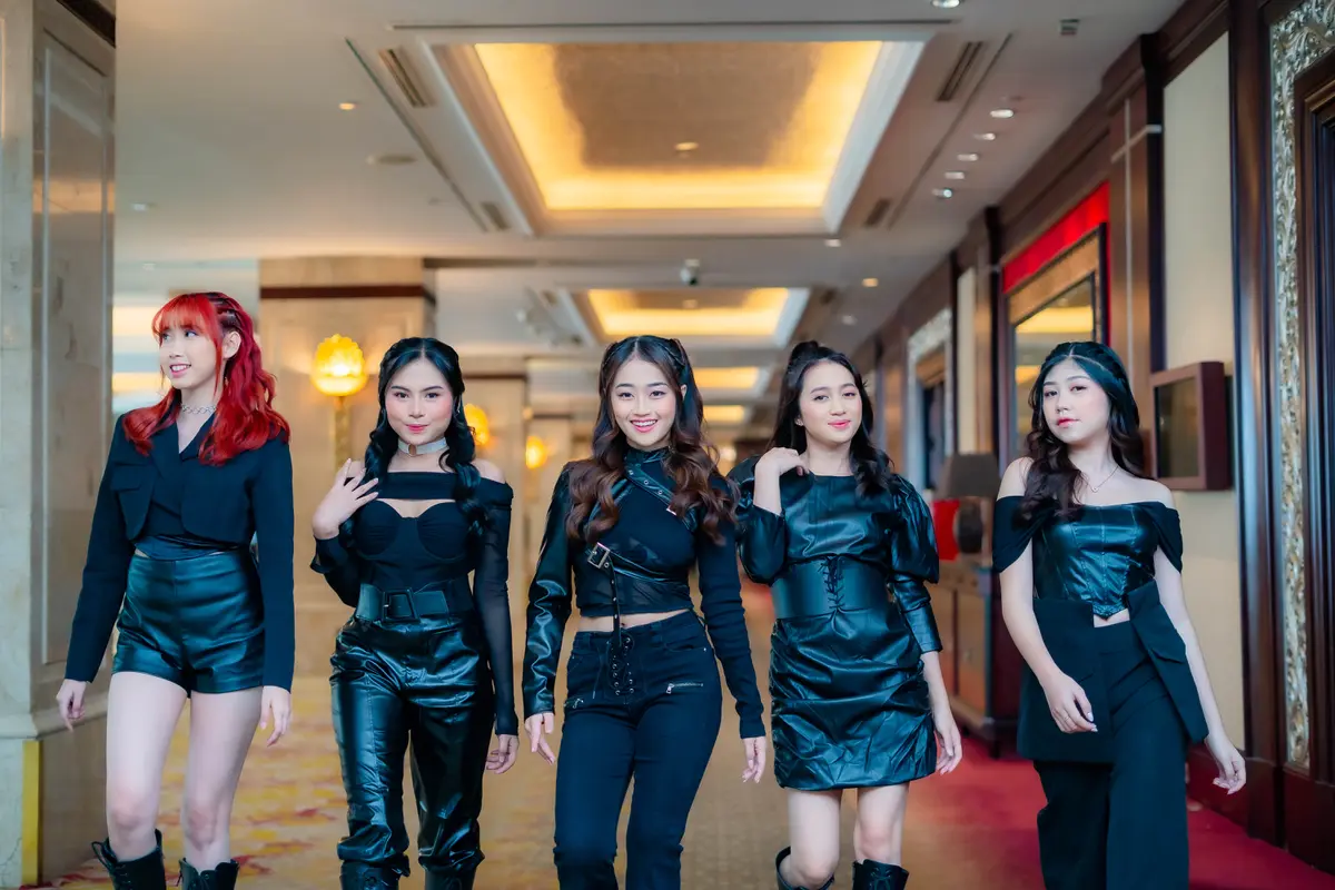 Girlband SUN
