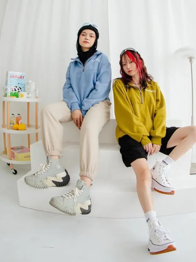 Diary Fimela: Sampai Kehabisan Stok, Brand Fashion Lokal Ini Laris Manis Diborong Berkat TikTok