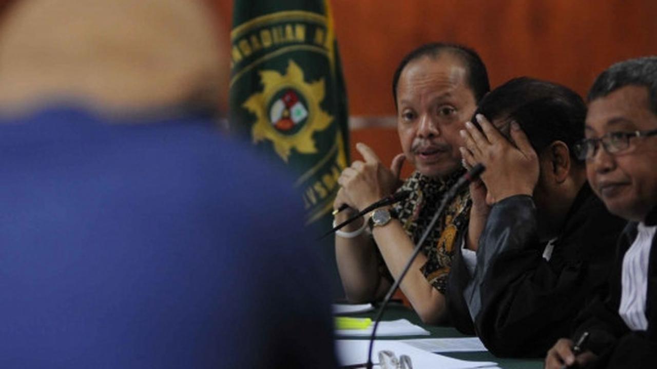 Sutan Bhatoegana dengar kesaksian Waryono Karno di sidang kasus ESDM