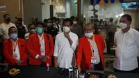 Cawali Solo, Gibran Rakabuming Raka usai debat Pilkada. (Foto: Liputan6.com/Fajar Abrori)