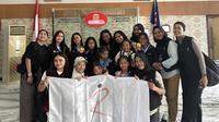 “Tim RAFA International Dance Studio bersama para penari cilik Indonesia saat kunjungan kehormatan ke KBRI Kuala Lumpur, usai meraih prestasi di ajang International Arts Festival (IAF) 2025 di Malaysia.”/copyright istimewa
