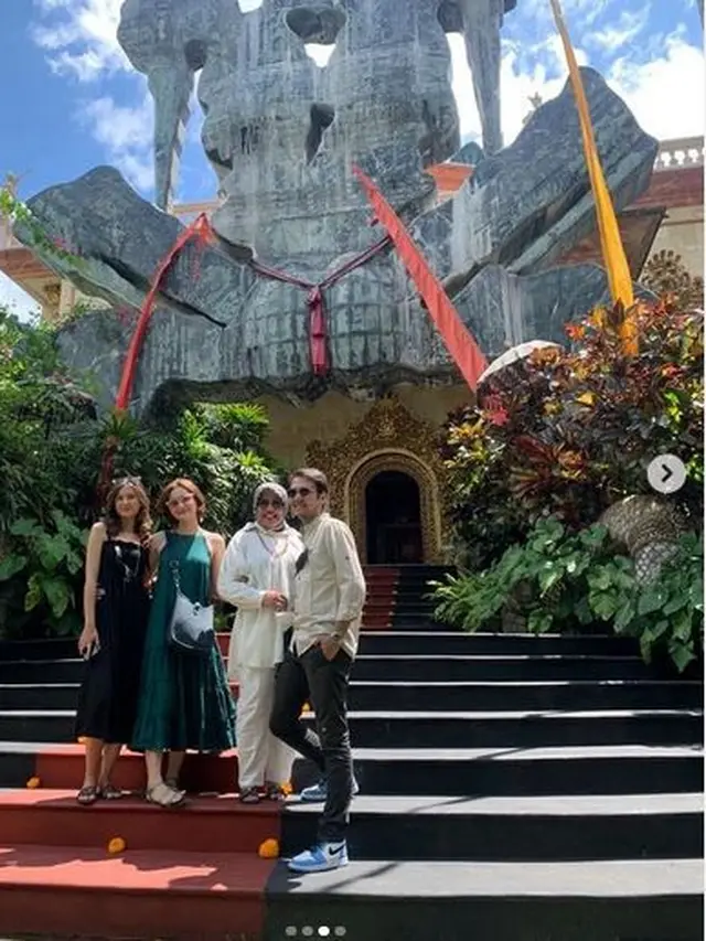 6 Momen Zoe Abbas Jackson Liburan di Bali, Nikmati Waktu Bareng Keluarga