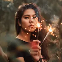 ilustrasi kepribadian perempuan/Photo by Dollar Gill on Unsplash