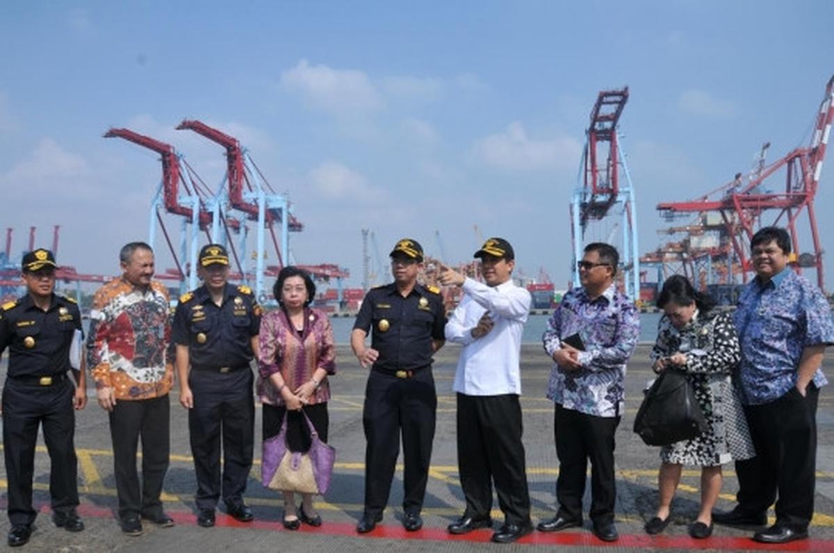 Hari kedua masuk kerja, Menteri Yuddy gelar sidak ke 5 tempat