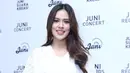 Raisa baru saja meluncurkan video klip dari lagu baru yang baru dirilis 25 Mei silam. Raisa bersama label rekaman Juli Records baru saja merilis video klipnya, Kamis (31/5/2018) di kawasan Menteng, Jakarta Pusat.  (Nurwahyunan/Bintang.com)