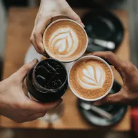 ilustrasi cara memesan kopi di cafe/Nathan Dumlao/unsplash