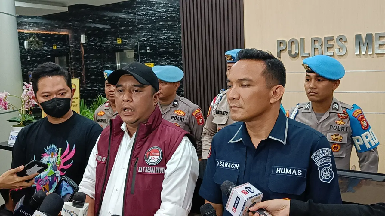 Kasat Narkoba Polres Jakarta Barat, AKBP Chandra Mata Rohansyah di Polres Jakarta Barat, Sabtu (28/9) (Merdeka.com)