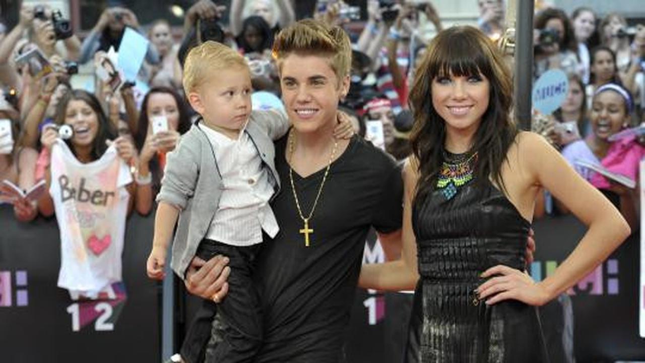 Justin Bieber tanpa Selena Gomez di karpet merah