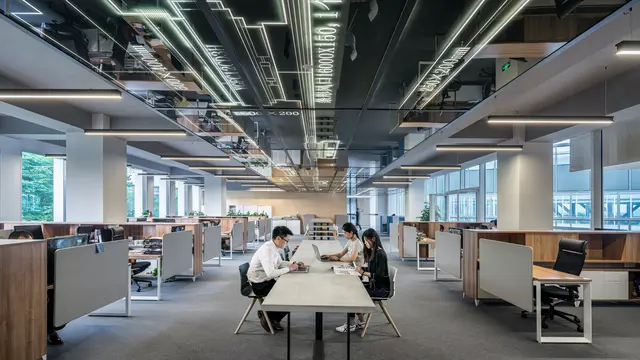 Suasana Tempat Kerja