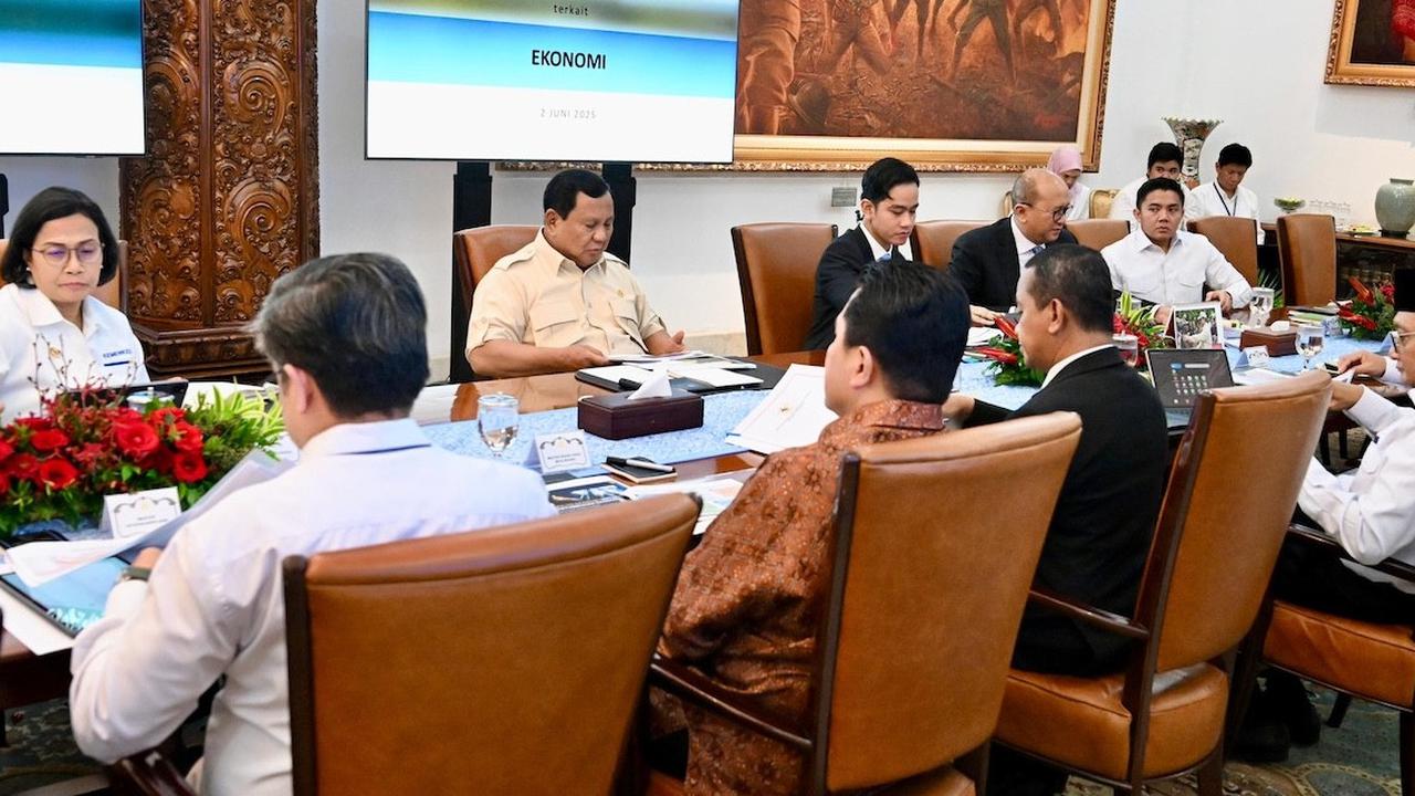 Pemegang Kartu Sembako Bakal Dapat Tambahan Bansos Rp200 Ribu dan Beras Gratis, Siap Cair Juni–Juli 2025