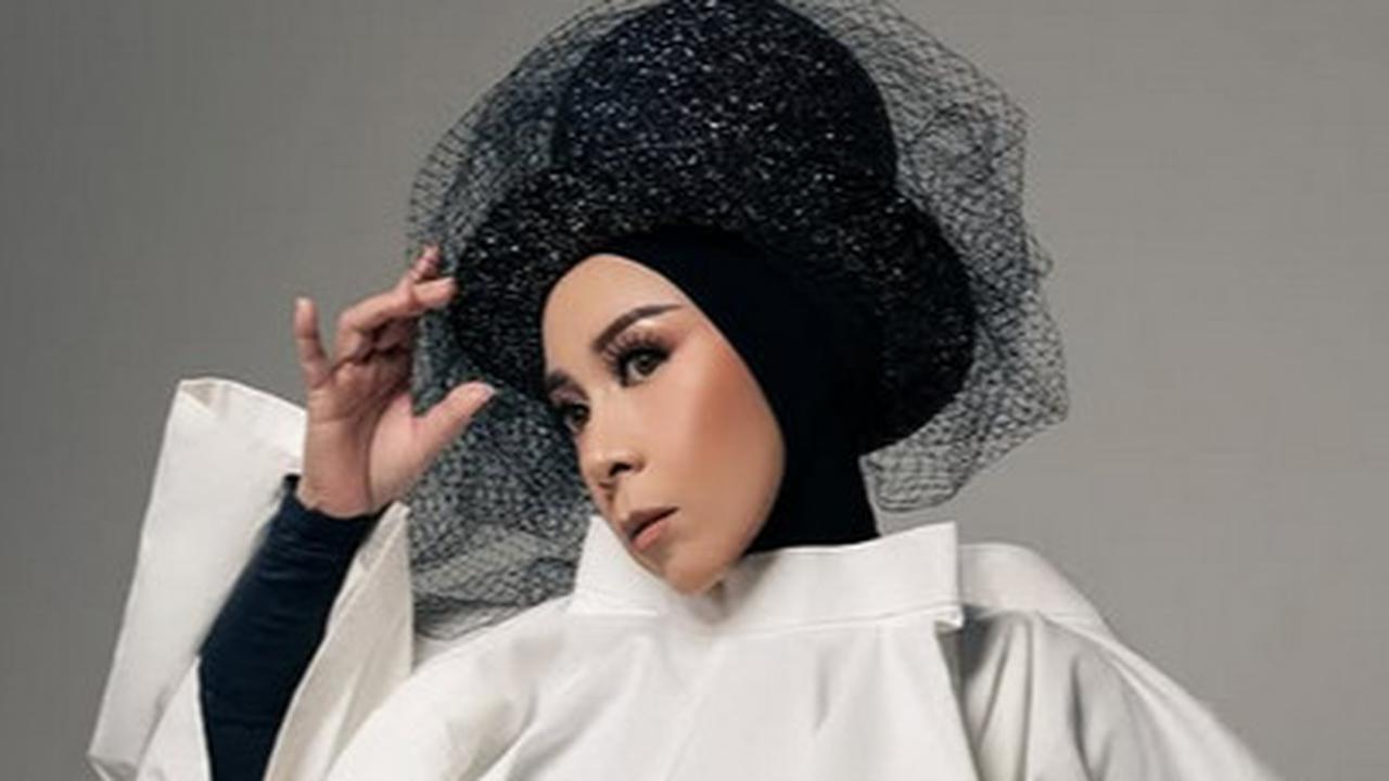 Potret Terbaru Melly Goeslaw Ternyata Jalani Oplas Tanpa Endorse di Indonesia & Dilakukan Setelah Bariatrik