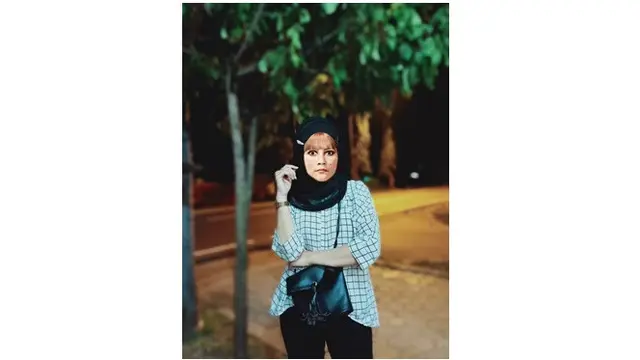 Gambar Kocak Hasil Minta Editan Foto Ke Netizen Ini Bikin Senyum-senyum