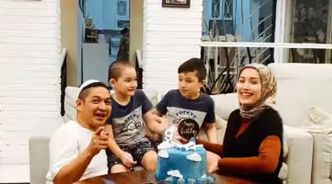Pasha Ungu rayakan ultah anak keduanya dengan Adelia (Instagram/adeliapasha)