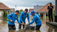 7 Tips Mengatasi Sarang Ular Saat Banjir Melanda Agar Rumah Tetap Aman