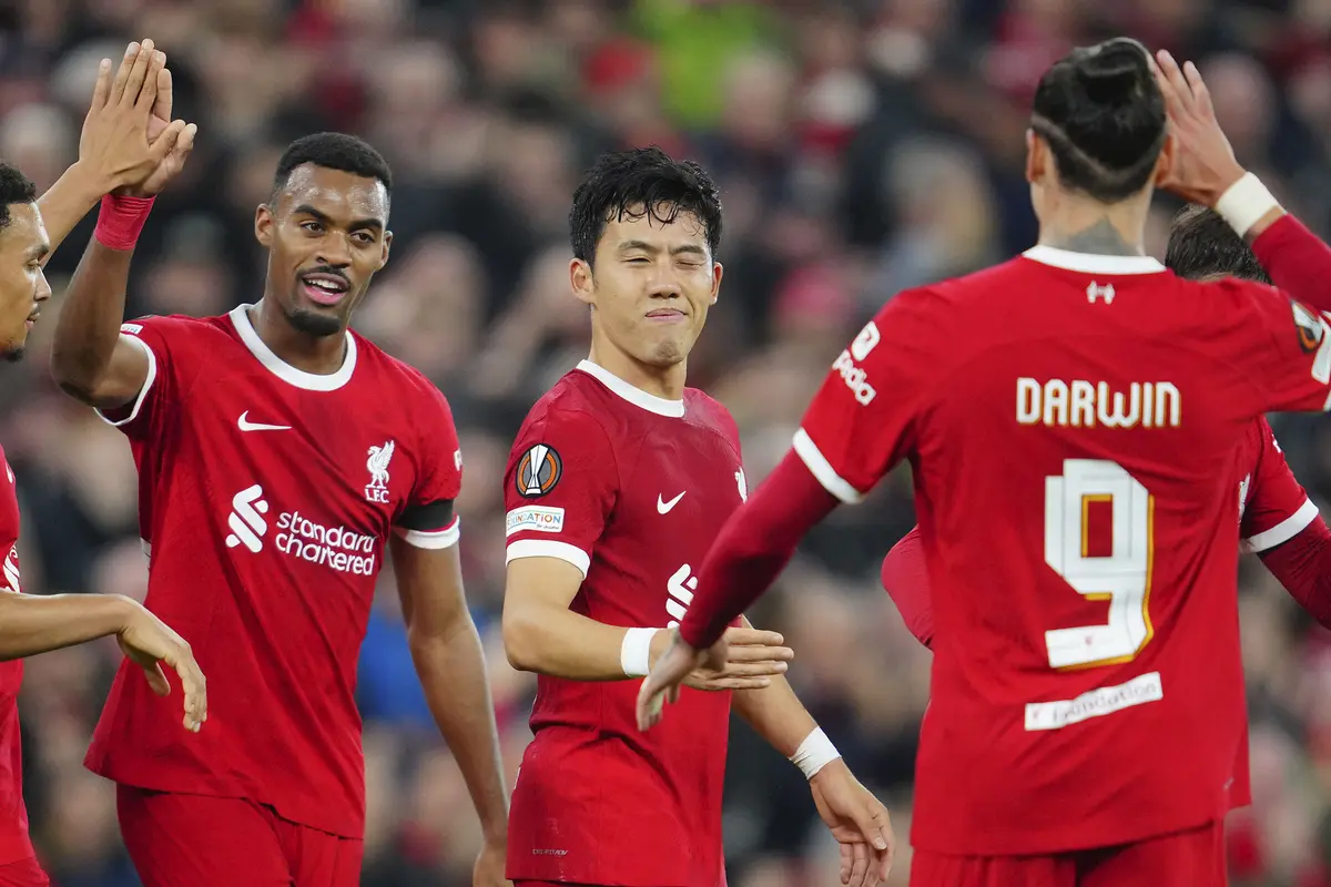Foto: Gol Perdana Wataru Endo untuk Liverpool, Bawa The Reds Menang Besar atas Toulouse di Liga Europa