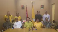 Fayakhun Andriadi menggelar jumpa pers pemukulannya (Liputan6.com/ Muhammad Radityo Priyasmoro )