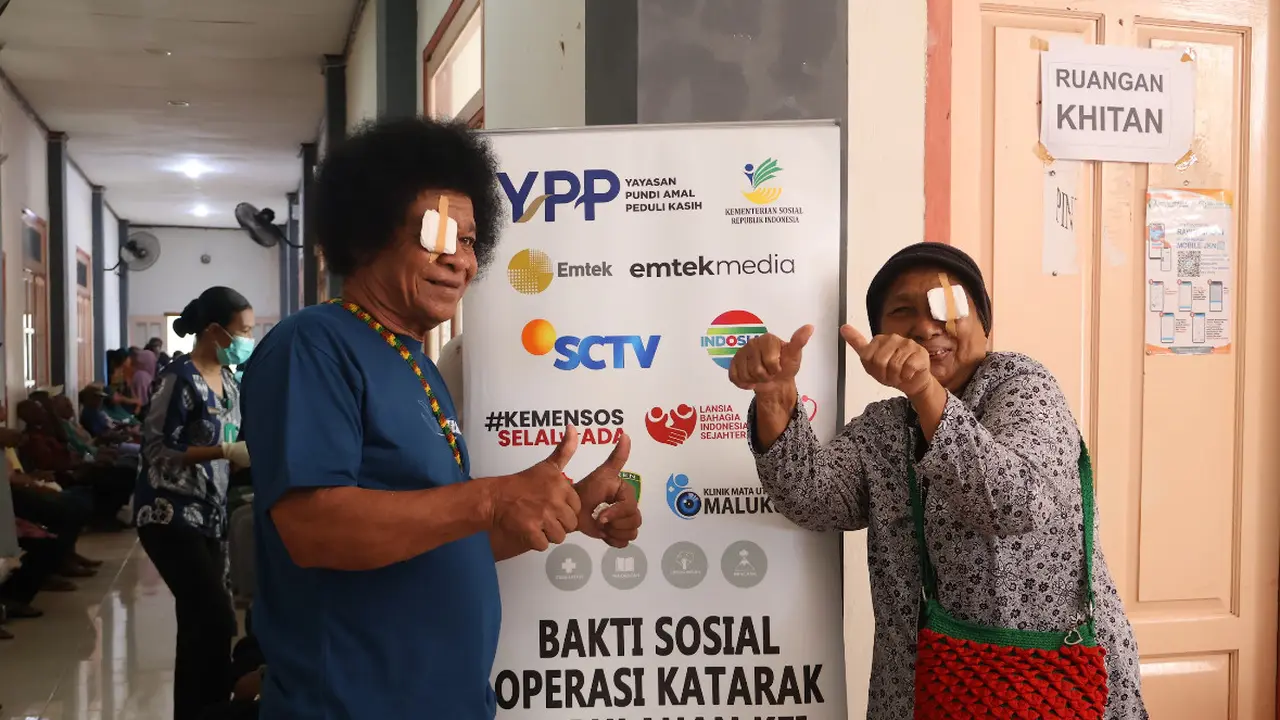 Pasangan Lansia di Ujung Kei demi bisa melihat lagi. Dok. SCTV
