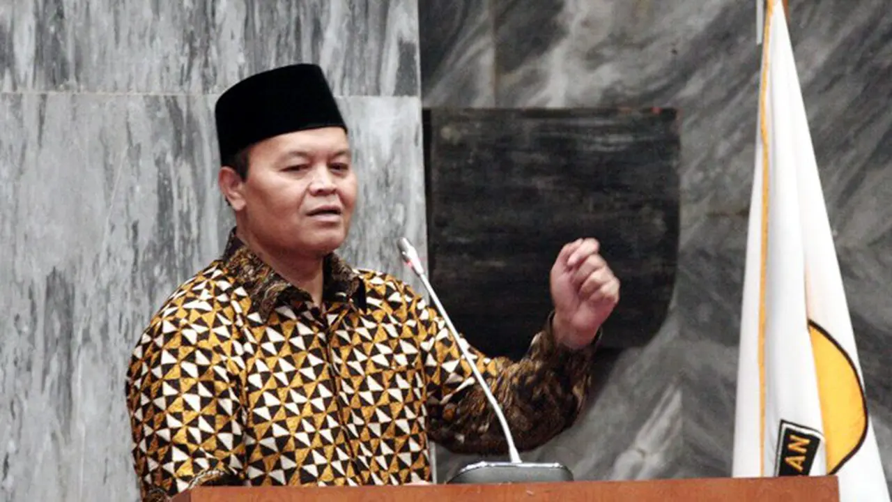 Hidayat Nur Wahid menyampaikan bahwa sosialisasi dilakukan untuk menyegarkan kembali ingatan kita dalam masalah berbangsa dan bernegara.