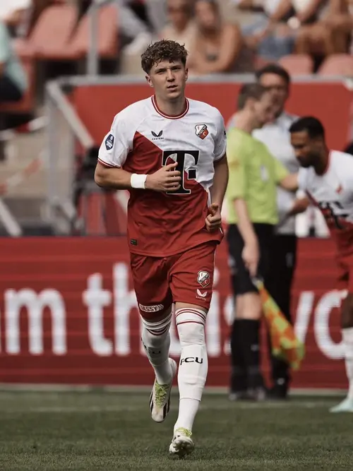 <p>Bomber FC Utrecht keturunan Indonesia, Ole Romeny️️. (Bola.com/Dok.Instagram Ole Romeny).</p>