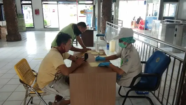 Puluhan Perantau Reaktif Corona saat Dirapid Test Hendak Masuk Bali