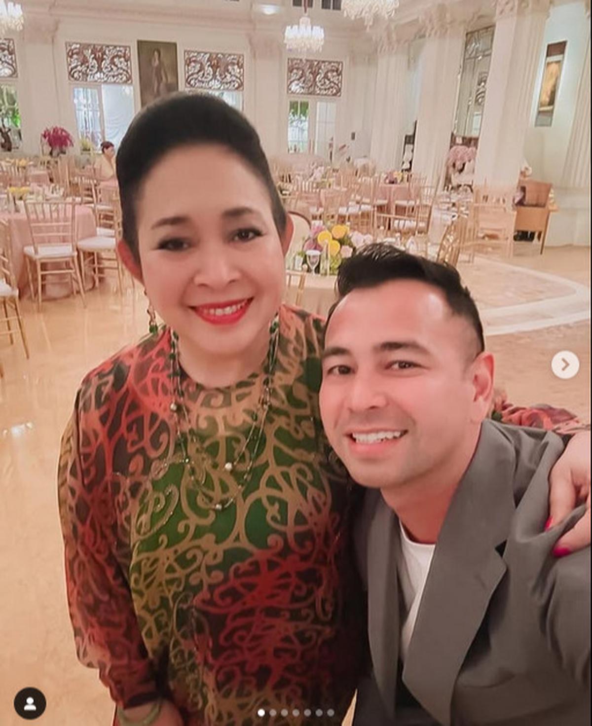 Potret Raffi Ahmad Hadiri Acara Ultah Titiek Soeharto, Pose Bareng Prabowo Subianto dan Didit Hediprasetyo