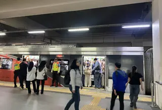 KRL Commuter Line Arah Sudirman, Duri, Tanah Abang hingga Angke Kembali Lancar dari Stasiun Manggarai