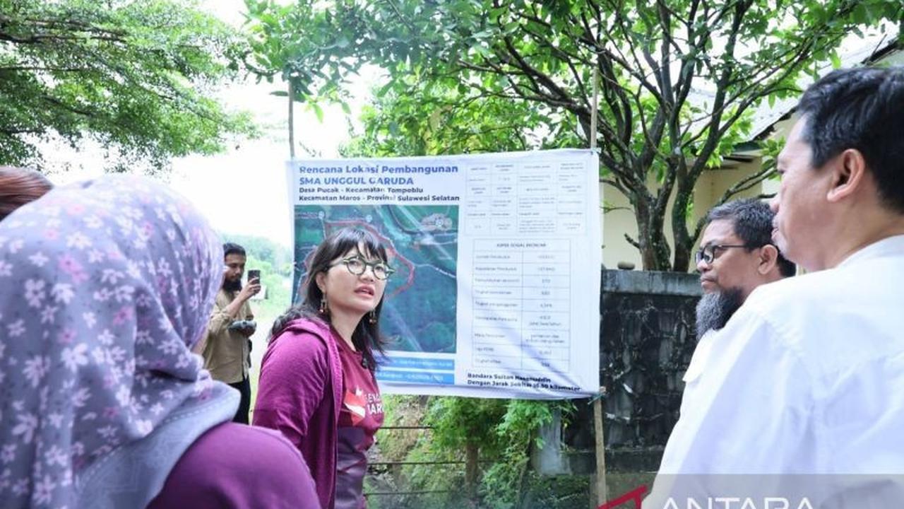 Wamendiktisaintek Tinjau Lahan Pembangunan Sekolah Garuda Maros, Integrasikan Sains dan Teknologi