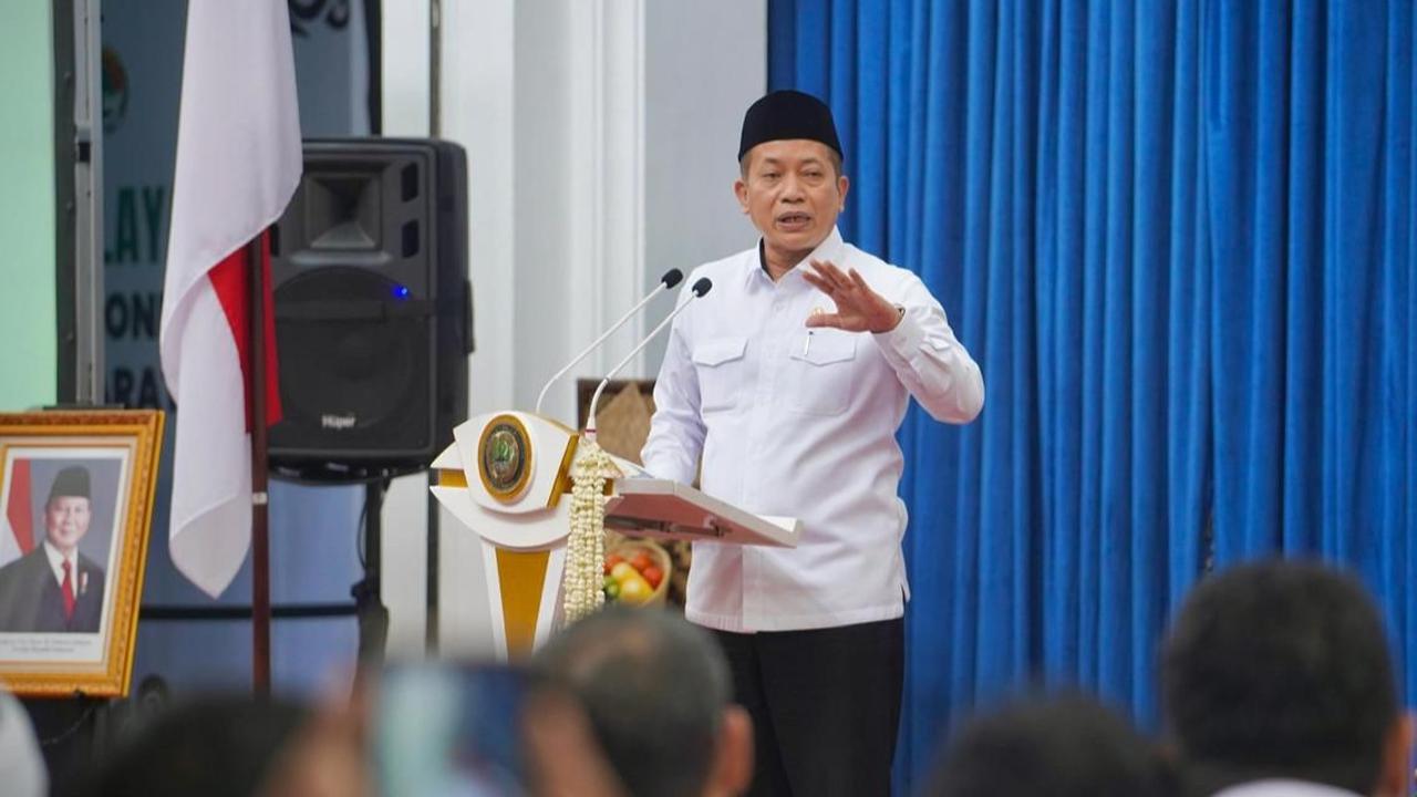 Menkop Bongkar Ribuan Koperasi Merah Putih di Desa Masih Gelap Gulita, Susah Akses Internet