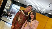 Sempat Selfie dengan Boy William, Ini 6 Potret Cantik Ayu Ting Ting di Pernikahan Kiky Saputri. (Foto: instagram.com/ayutingting92)