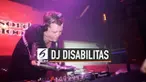 Tom Nash kehilangan sepasang kaki dan tangan akibat penyakit aneh di usia 13 tahun. Namun kondisi ini tak menyurutkan niatnya menjadi seorang disc jockey andal dengan bantuan tangan buatan ala ‘hook’.