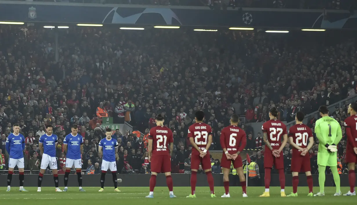 Momen mengheningkan cipta itu nantinya mencakup seluruh laga Liga Champions, Liga Europa, dan UEFA Europa Conference League yang digelar di pekan ini. (AP Photo/Rui Vieira)