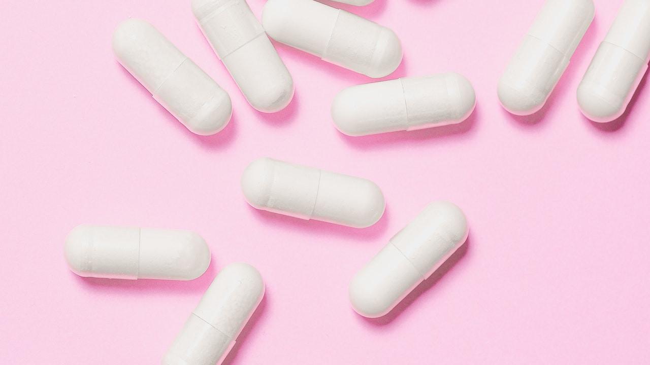 Ilustrasi Obat dan Vitamin