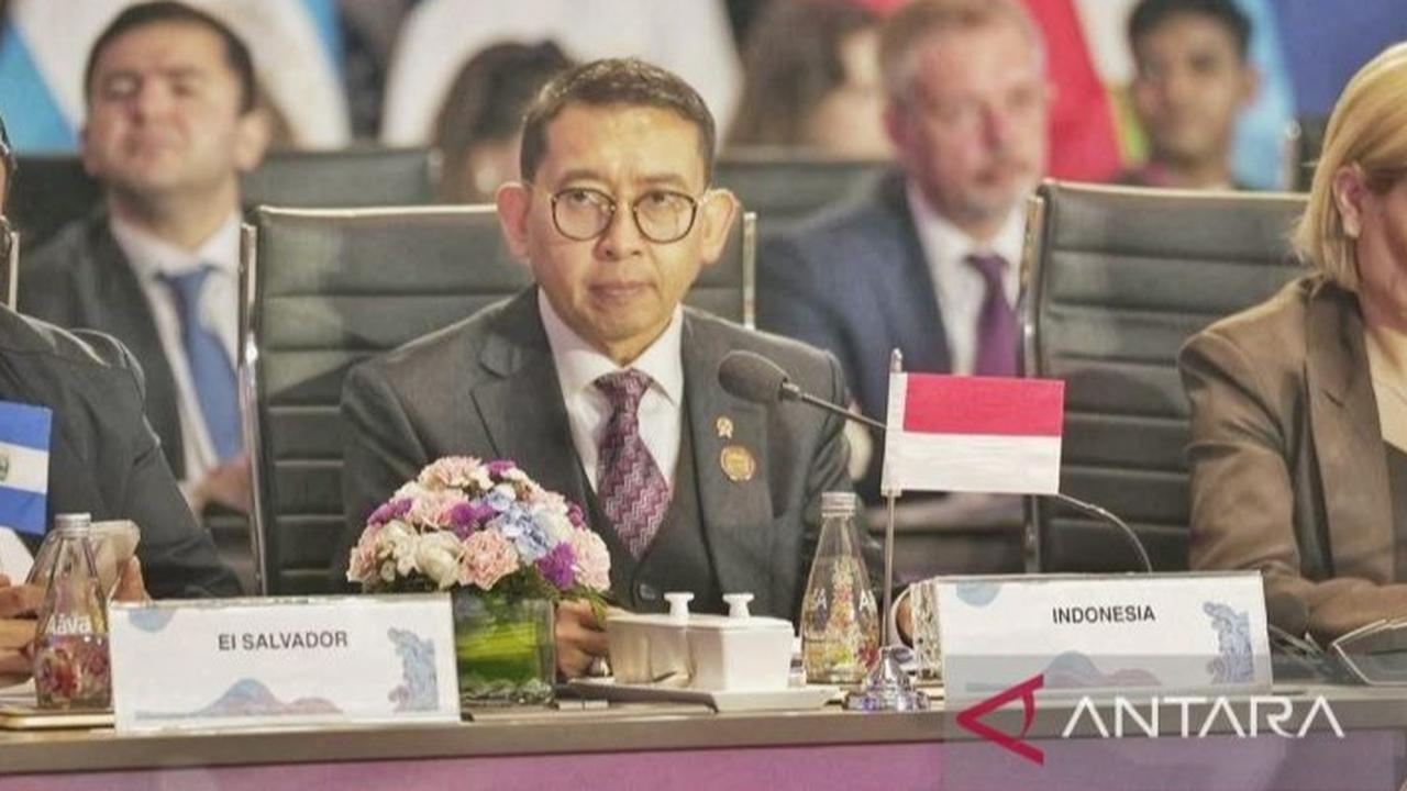 Fadli Zon Bantah Hilangkan Kongres Perempuan dalam Penulisan Ulang Sejarah
