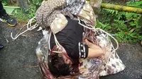 Geger Temuan Jasad Terlilit Kabel Listrik di Perbatasan Garut - Bandung